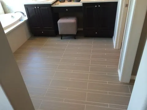 Large format outdoor patio tile installation